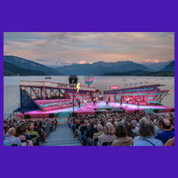 Pressevorschau GREASE Buehne_0008.jpg